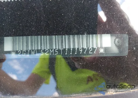 1996 Chevrolet Lumina z USA, uszkodzony, nr VIN 2G1WL52M5T1119727